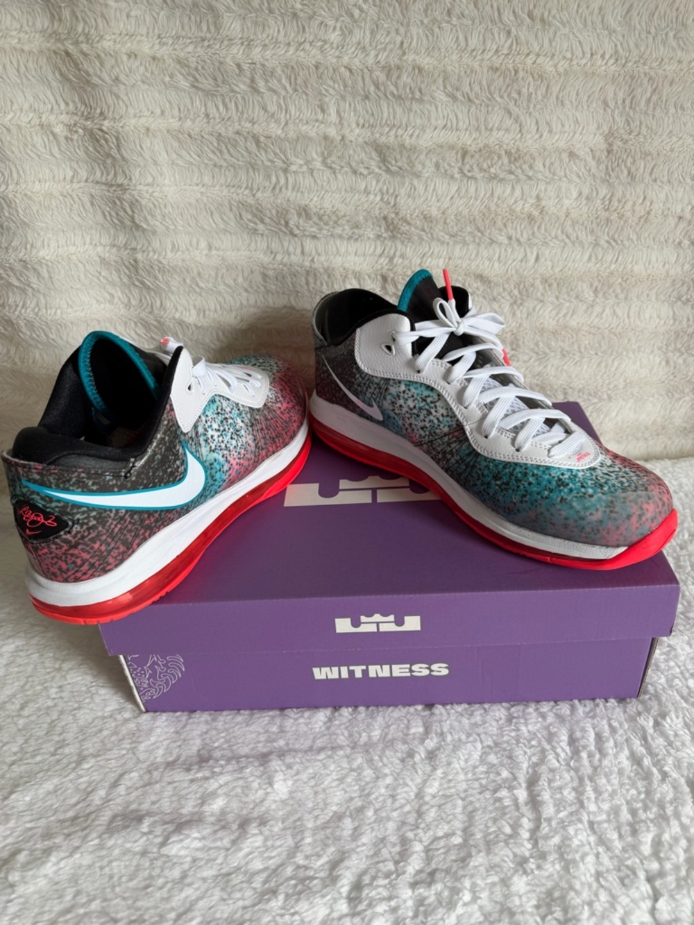 Nike Low-Top Retro Miami Night 2021 - Size 11 no box never worn